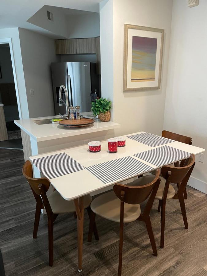 Lovely 2/2 Apartment In Heart Of Santa Monica With Free Parking Los Angeles Exteriör bild
